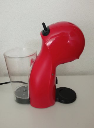 Cafetera Dolce Gusto Piccolo XS Roja