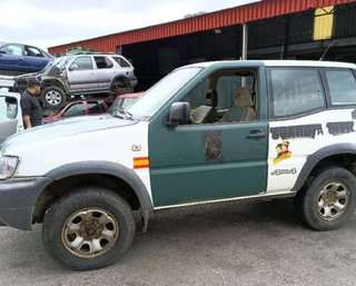 Nissan 325266 llanta terrano ii (r20)