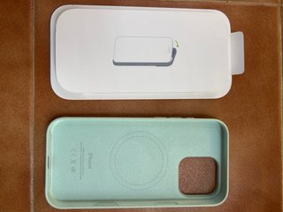 Funda iPhone 16 Pro Max Azul Pastel Original