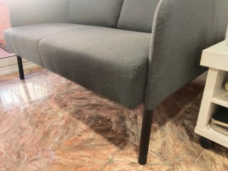 Sofá de 2 plazas gris