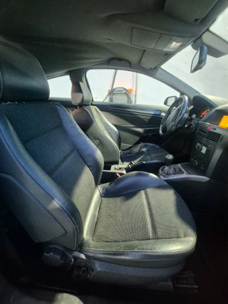 Opel Astra GTC