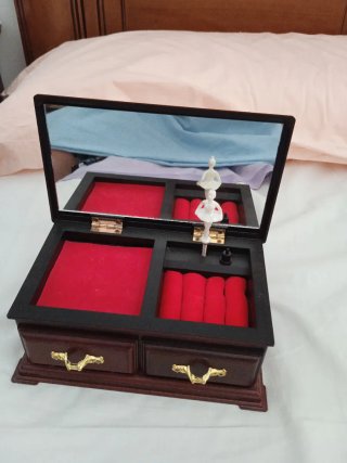 Caja de música joyero bailarina