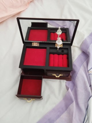 Caja de música joyero bailarina