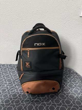 Mochila Padel Nox Tapia Negra y Marrón Luxury Seri
