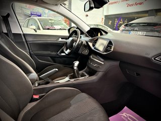 Peugeot 308 2016