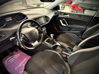 Peugeot 308 2016