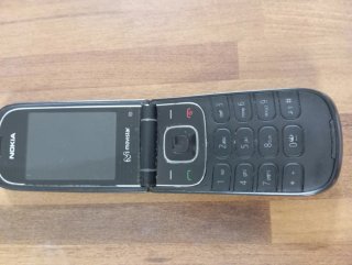 Nokia 2720 Fold