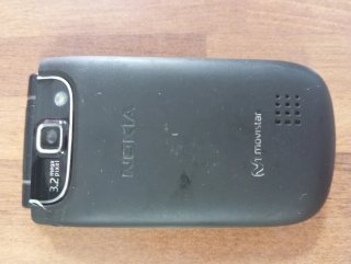 Nokia 2720 Fold