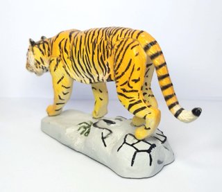 Kaiyodo Furuta Red Data Animals Amur Tiger