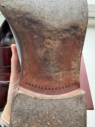 Zapato Doble Hebilla Burdeos Shell Cordovan