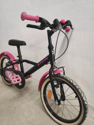 Bicicleta infantil B'TWIN rosa y negra