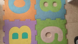 Puzzle Suelo Bebé Letras