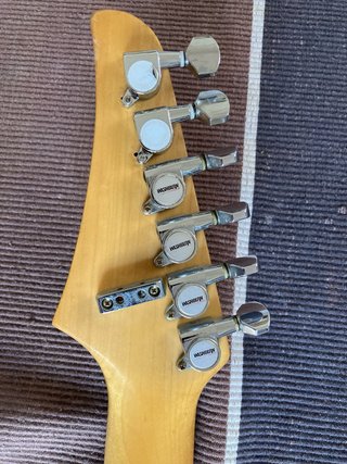 Guitarra Eléctrica Washburn MG 30 Mercury Series