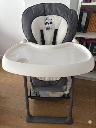 Trona de bebé con diseño de panda