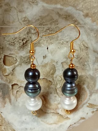 Pendientes Perlas Barrocas Agua Dulce tres lustres