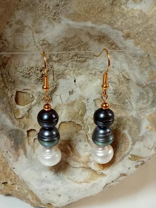 Pendientes Perlas Barrocas Agua Dulce tres lustres
