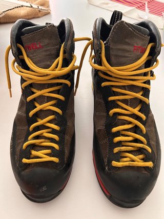 Botas de montaña Fitwell