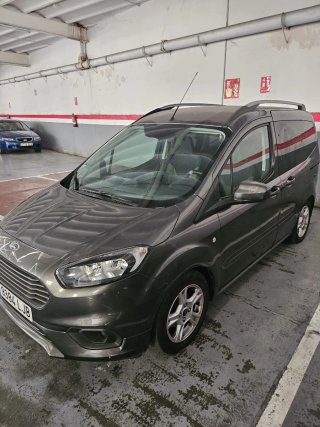 Ford Tourneo Courier 2020