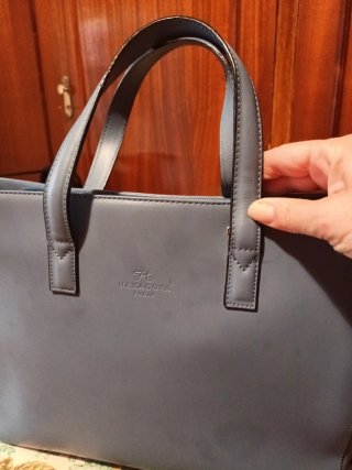 Bolso Hexagona Azul piel.