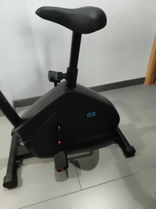 Bicicleta Estática de Decathlon con poco utilizzo