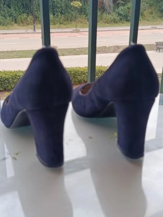 Zapatos de tacón azul Gloria Ortiz corte inglés T3