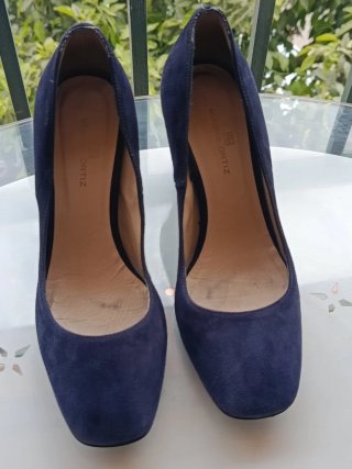 Zapatos de tacón azul Gloria Ortiz corte inglés T3