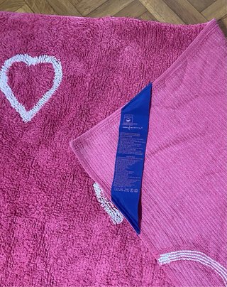 Alfombra infantil Lorena Canals corazones