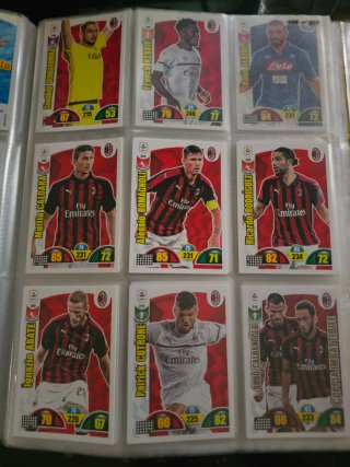 Álbum Calciatori 2018-19 con +300 cartas