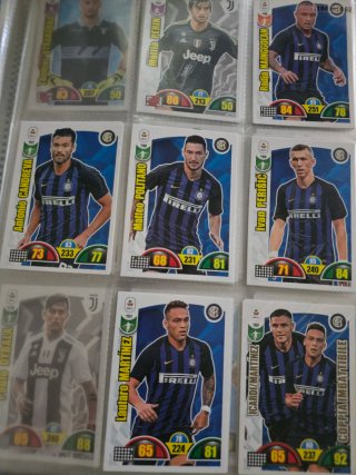Álbum Calciatori 2018-19 con +300 cartas