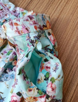 Falda Stradivarius floral