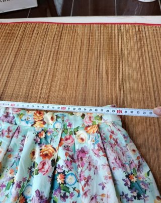 Falda Stradivarius floral