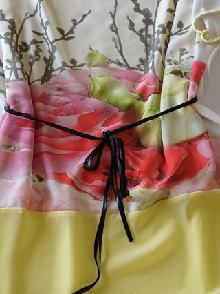 Blusa donna con motivo floreale