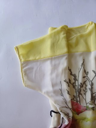 Blusa donna con motivo floreale