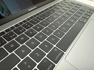 MacBook Pro 13" 2017 i5 8GB. Perfecto estado