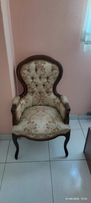 Sillon Clásico estilo Luis XV Capitoné