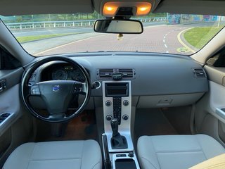 Volvo S40 2010