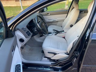 Volvo S40 2010