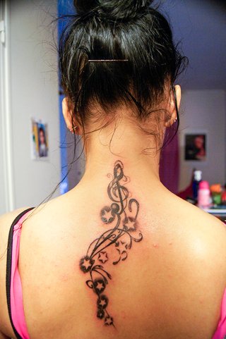 Tatuaje N#67 Musical con Estrellas