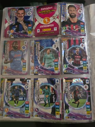 Álbum Titans Calciatori 2023 con +185 cartas