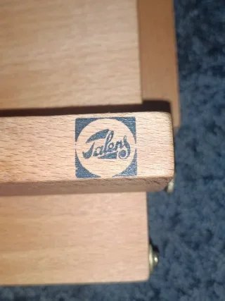 Caballete de caja portátil de madera de haya