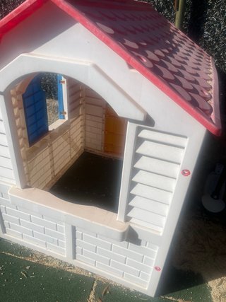 Casita infantil plástico.Recoger en Valdemorillo
