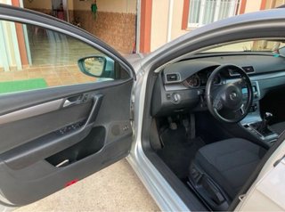 Volkswagen Passat 2.0 tdi 140cv
