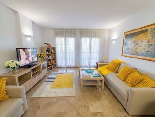 Piso en alquiler en Nueva Andalucía centro en Marbella