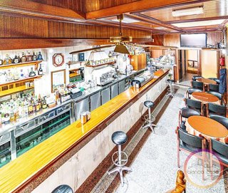 Local comercial en venta en Carballo