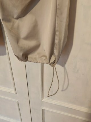Pantalones Cargo parachute Satinados Beige crema