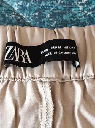 Pantalones Cargo parachute Satinados Beige crema