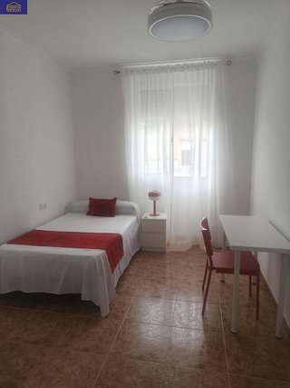 Piso en alquiler en Ciudad Jardín - Zoco en Córdoba