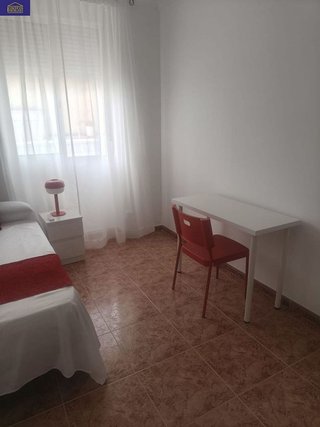 Piso en alquiler en Ciudad Jardín - Zoco en Córdoba
