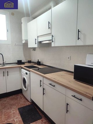 Piso en alquiler en Ciudad Jardín - Zoco en Córdoba