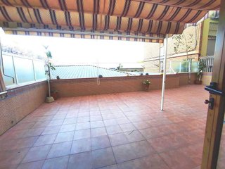 Piso en alquiler en Puerta Blanca en Málaga